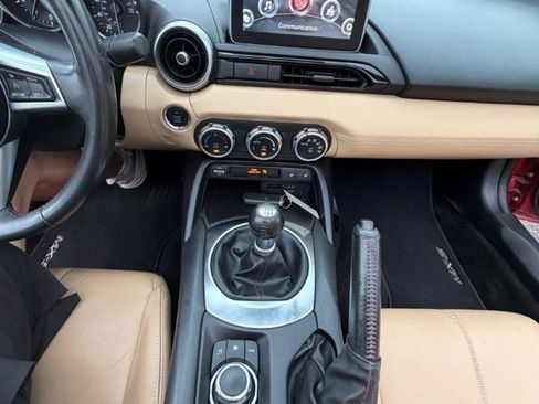 Used 2017 MAZDA MX-5 Miata RF Grand Touring w/ Appearance Package RWD image 20