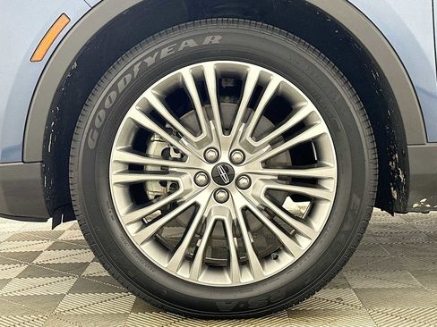 Used 2018 Lincoln MKX Reserve w/ Lincoln MKX Climate Package image 30