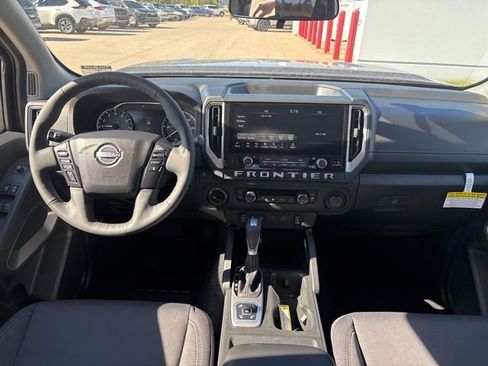 New 2026 Nissan Frontier SV w/ SV Convenience Package AWD/4WD image 10