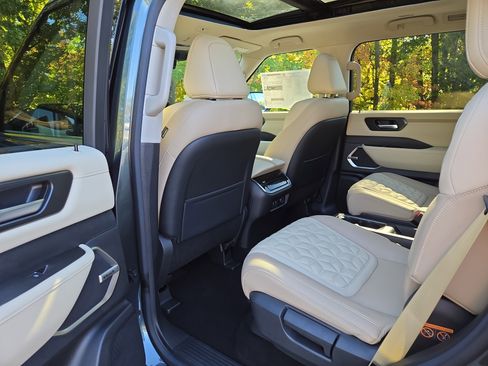 New 2026 Nissan Armada Platinum w/ Convenience Package image 15