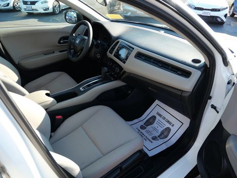 Used 2016 Honda HR-V LX image 26
