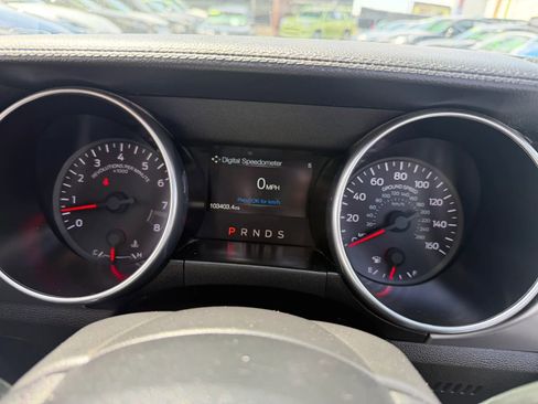 Used 2019 Ford Mustang GT Premium RWD image 22