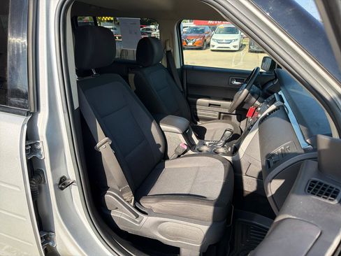 Used 2017 Ford Flex SE FWD image 20
