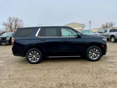 Used 2022 Chevrolet Tahoe LT w/ Luxury Package image 6