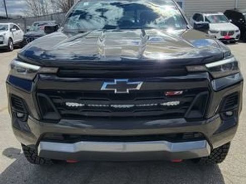 Used 2023 Chevrolet Colorado Z71 w/ Z71 Convenience Package 2 AWD/4WD image 23