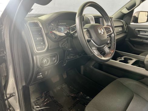 Used 2022 RAM 1500 Big Horn AWD/4WD image 9