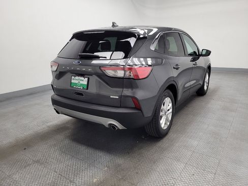 Used 2020 Ford Escape SE FWD image 9