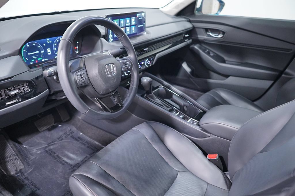 Used 2023 Honda Accord EX-L image 6