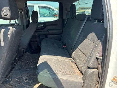 Used 2023 Chevrolet Silverado 1500 W/T AWD/4WD image 17