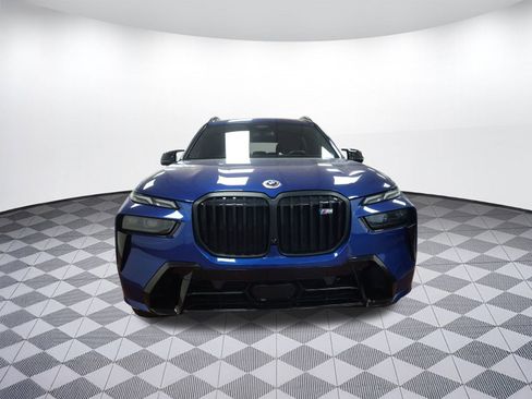 Certified 2023 BMW X7 M60i w/ Executive Package image 5