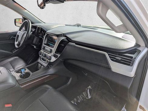 Used 2017 GMC Yukon SLT image 20
