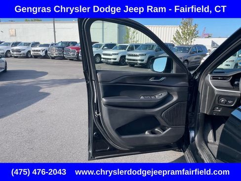 Certified 2023 Jeep Grand Cherokee Altitude AWD/4WD image 45