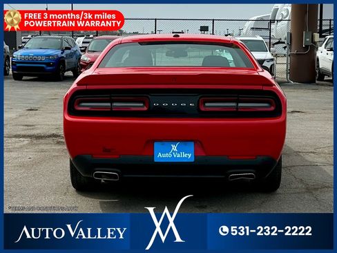 Used 2022 Dodge Challenger GT image 6