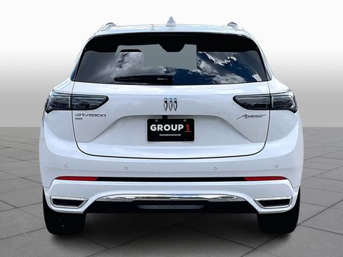 Used 2025 Buick Envision Avenir AWD/4WD image 5