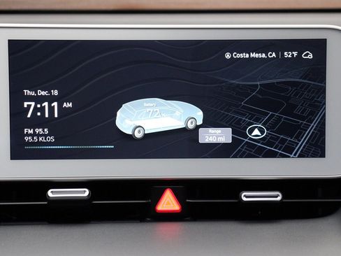 Used 2024 Hyundai Ioniq 5 SEL image 34