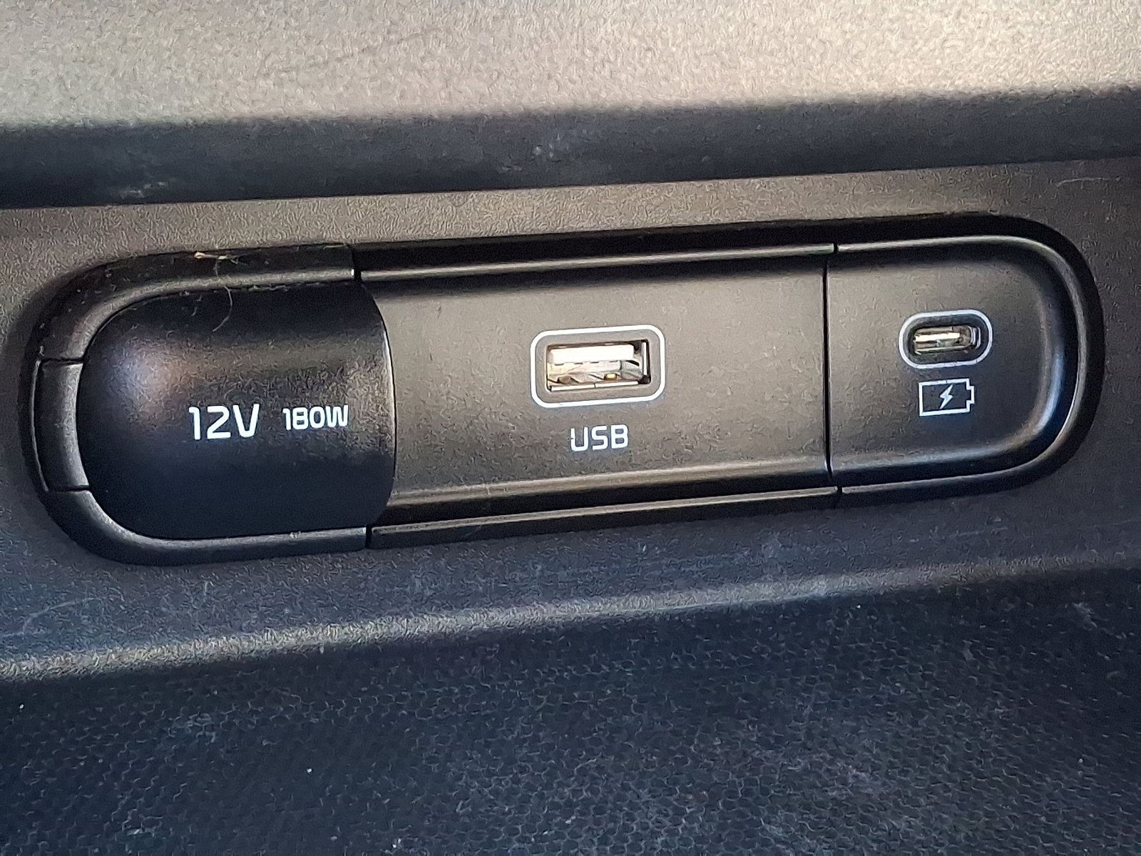 Used 2024 Kia Seltos S AWD/4WD image 25