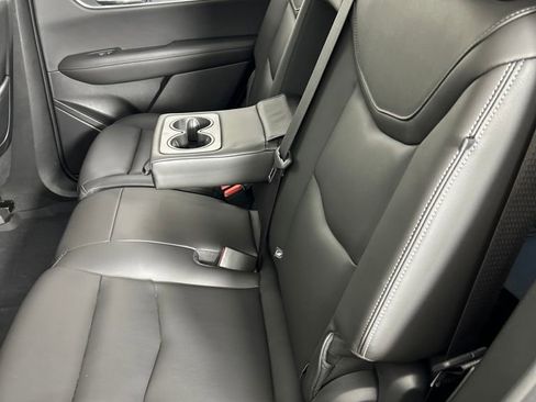 Used 2024 Cadillac XT6 Luxury w/ LPO, Floor Liner Package image 15