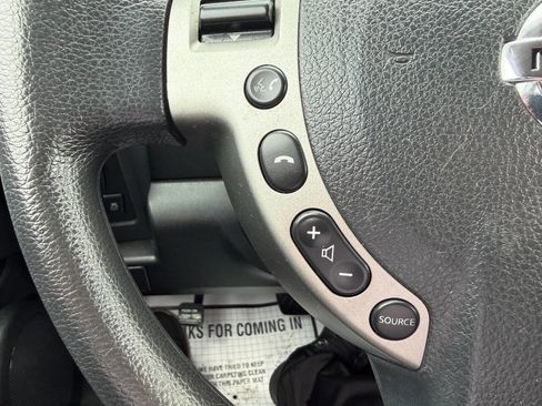 Used 2013 Nissan Rogue S w/ Special Edition Pkg FWD image 18
