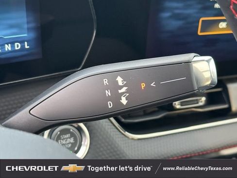 Used 2027 Chevrolet Equinox RS FWD image 16