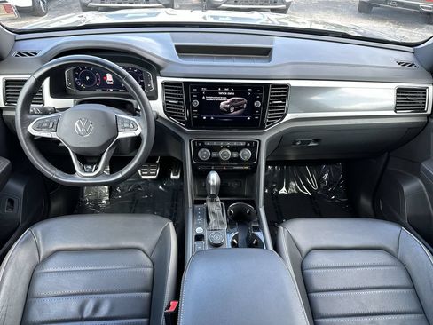 Used 2023 Volkswagen Atlas Cross Sport SEL Premium R-Line AWD/4WD image 11