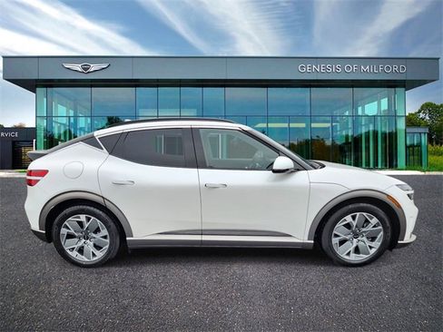 Used 2025 Genesis GV60 Advanced image 4