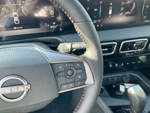 New 2026 Nissan Sentra SR w/ SR Premium Package FWD image 22