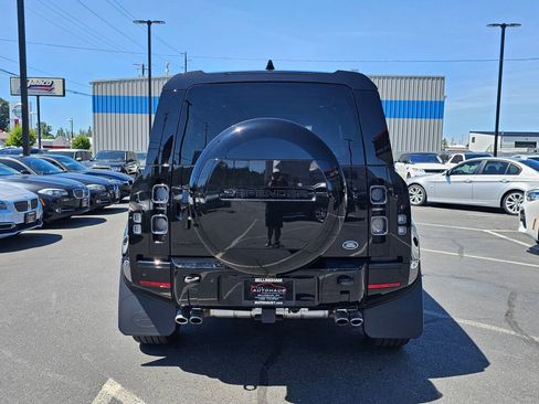 Used 2023 Land Rover Defender 110 V8 image 4