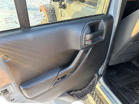 Used 2015 Jeep Wrangler Unlimited Sport w/ Quick Order Package 24S image 18