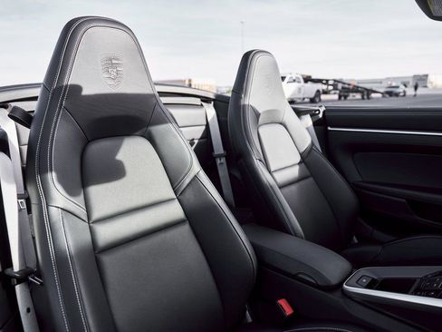 Used 2022 Porsche 911 Turbo S image 40