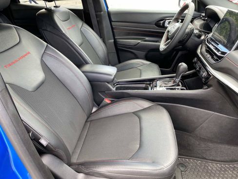Certified 2025 Jeep Compass Trailhawk AWD/4WD image 22