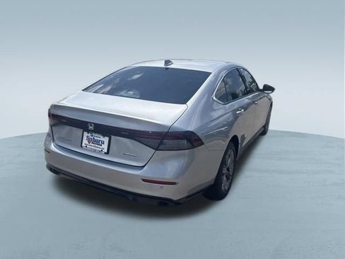 Used 2023 Honda Accord EX-L image 9