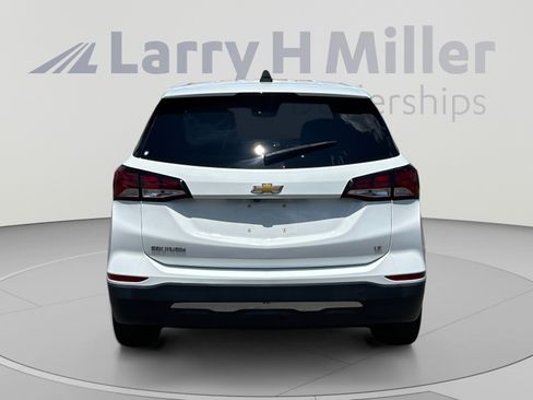 Used 2022 Chevrolet Equinox LT FWD image 4