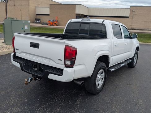 Used 2023 Toyota Tacoma SR AWD/4WD image 7