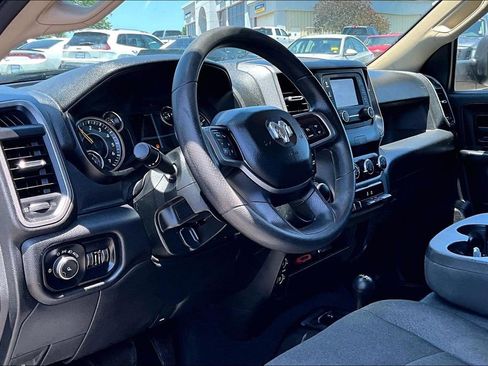 Used 2020 RAM 2500 Tradesman AWD/4WD image 13
