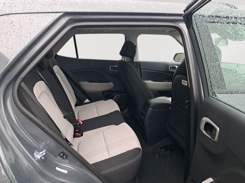 New 2026 Hyundai Venue SEL image 16