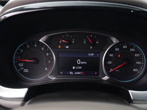 Used 2021 Chevrolet Traverse LT FWD image 20