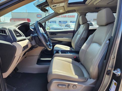Used 2019 Honda Odyssey EX-L image 11