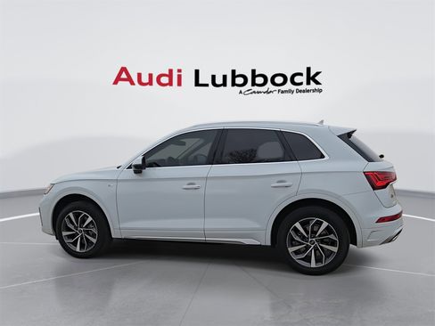 Used 2023 Audi Q5 2.0T Premium w/ Convenience Package image 6