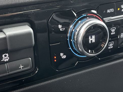 New 2026 GMC Sierra 1500 Elevation AWD/4WD image 35