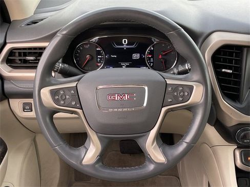 Used 2023 GMC Acadia Denali image 11