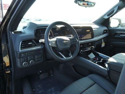 New 2026 Chevrolet Suburban High Country AWD/4WD image 22
