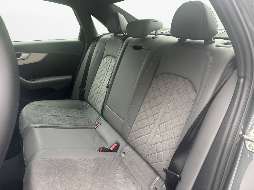 Used 2019 Audi S4 Prestige w/ Prestige Package AWD/4WD image 12