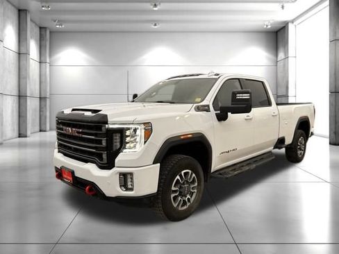 Used 2023 GMC Sierra 3500 AT4 w/ AT4 Preferred Package AWD/4WD image 4