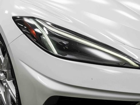 Used 2020 Chevrolet Corvette Stingray Coupe w/ 1LT RWD image 14