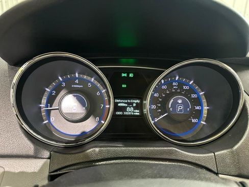 Used 2013 Hyundai Sonata SE w/ Navigation & Sunroof Pkg FWD image 23
