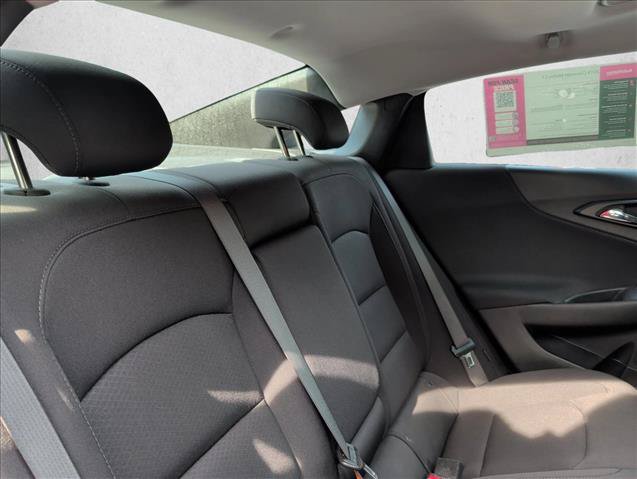 Used 2019 Chevrolet Malibu LT FWD image 25