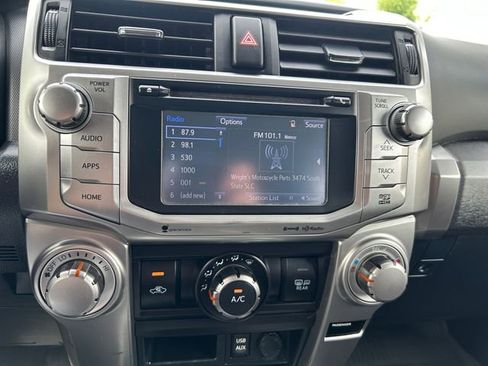 Certified 2019 Toyota 4Runner SR5 AWD/4WD image 21