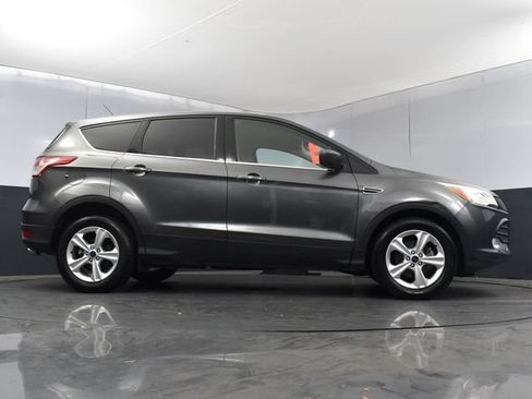 Used 2015 Ford Escape SE FWD image 18