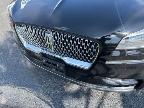 Used 2023 Lincoln Aviator Reserve w/ Equipment Group 201A image 10