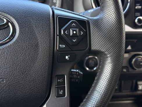 Used 2021 Toyota Tacoma TRD Sport image 26